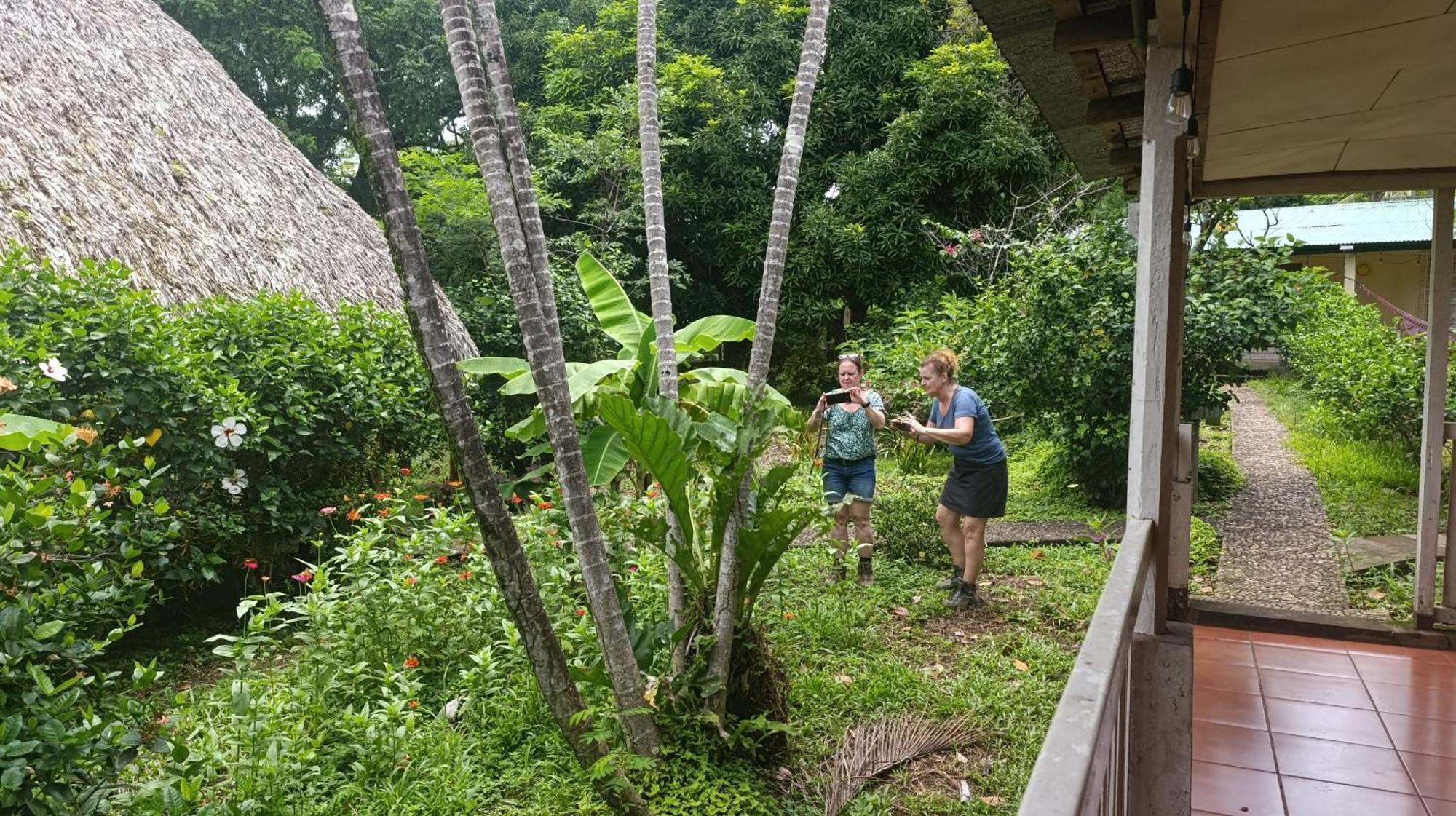 Eco-Lodge El Porvenir. Santa Cruz Eksteriør bilde