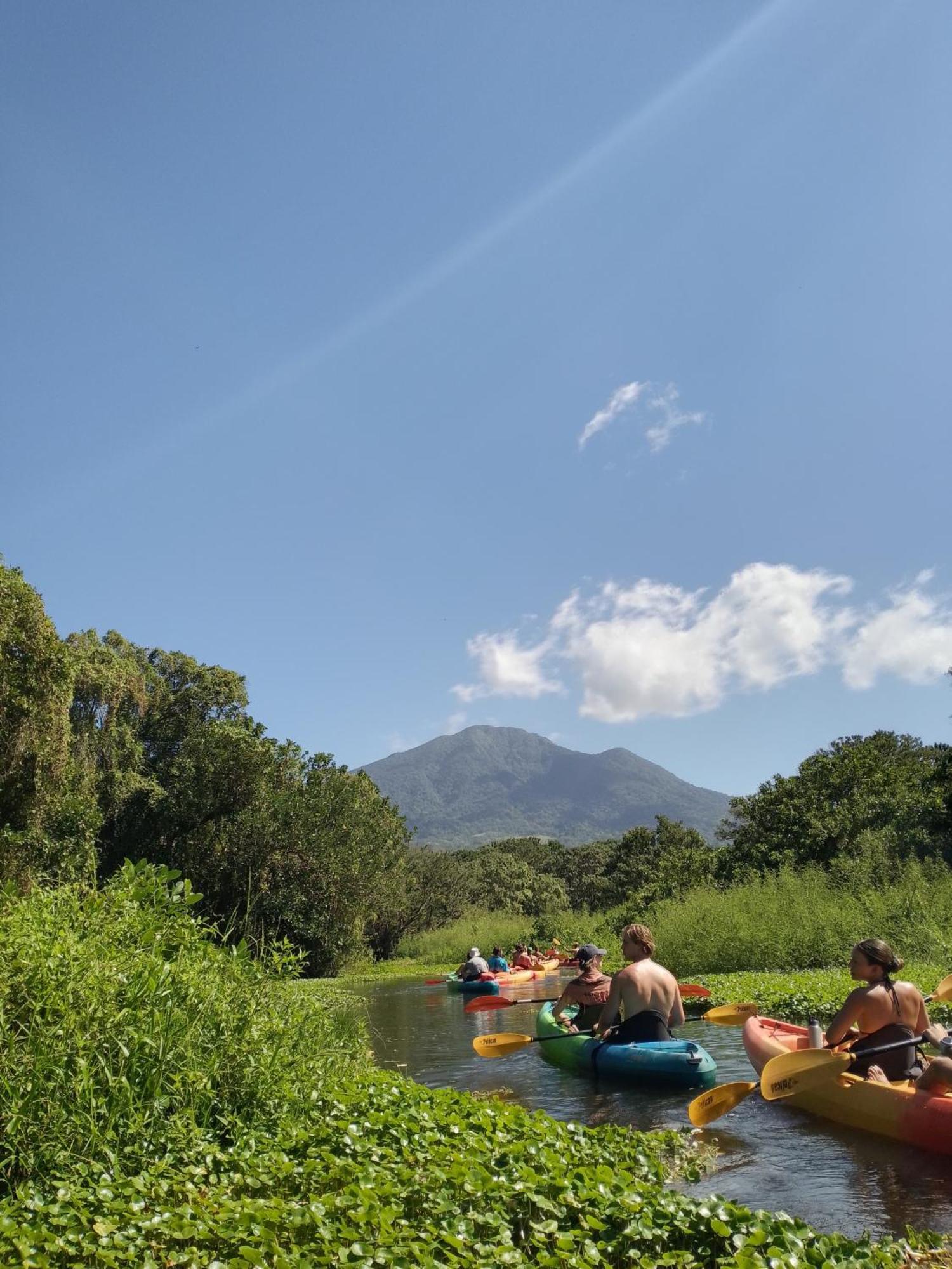 Eco-Lodge El Porvenir. Santa Cruz Eksteriør bilde
