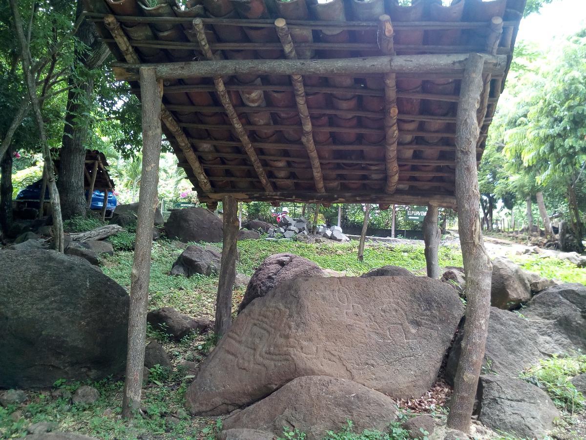 Eco-Lodge El Porvenir. Santa Cruz Eksteriør bilde